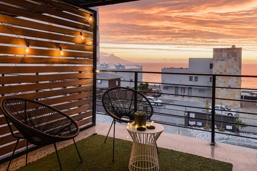 1 Bedroom Property for Sale in Beachfront Western Cape